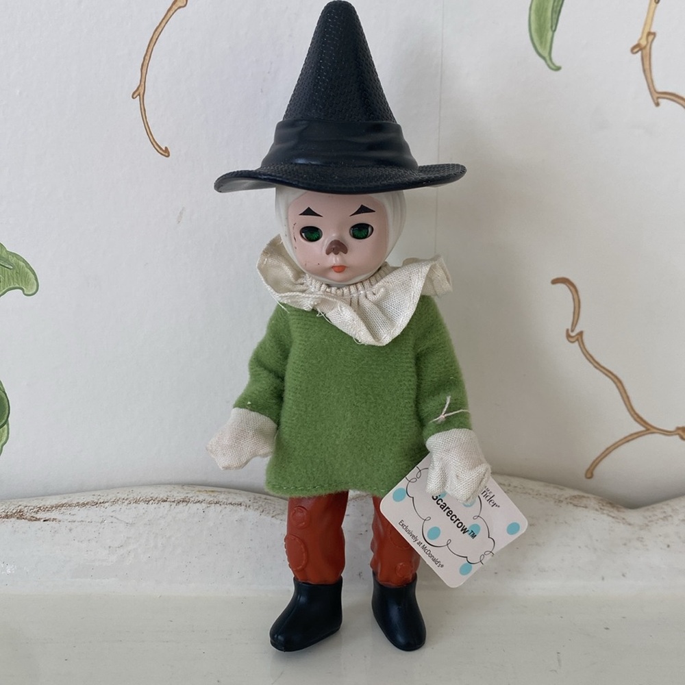McDonald’s Madame Alexander Scarecrow Doll with Tag - Wizard of Oz - 2007